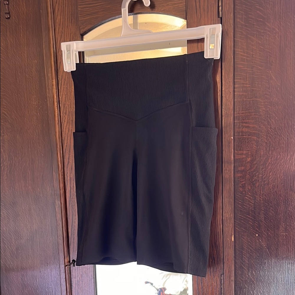 The North Face Black Bike Shorts for Versatile Performance